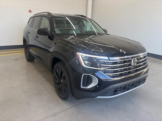 new 2024 Volkswagen Atlas car, priced at $39,146