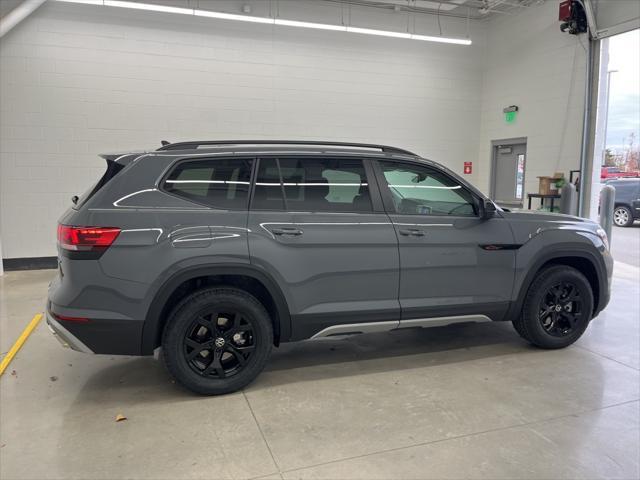 new 2025 Volkswagen Atlas car, priced at $45,939