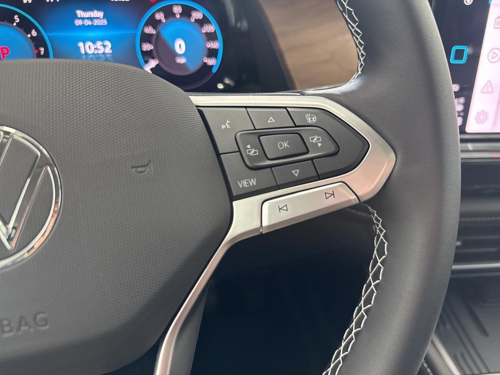 new 2026 Volkswagen Atlas car, priced at $49,081