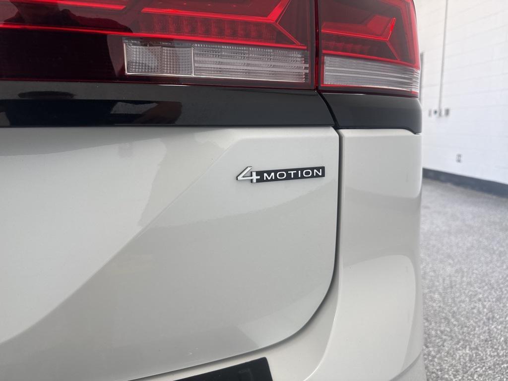 new 2026 Volkswagen Atlas car, priced at $49,021