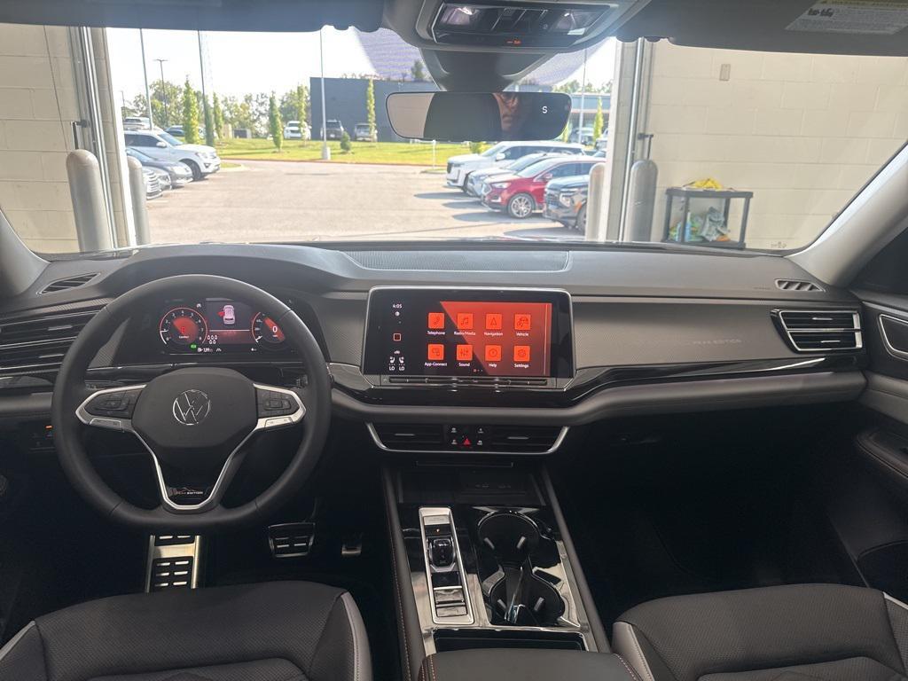 new 2026 Volkswagen Atlas car, priced at $49,021