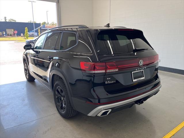 new 2025 Volkswagen Atlas car, priced at $46,076