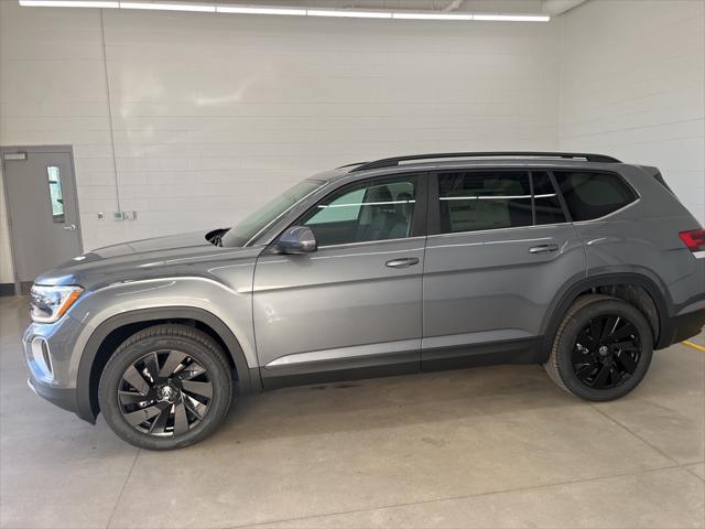 new 2025 Volkswagen Atlas car, priced at $46,010