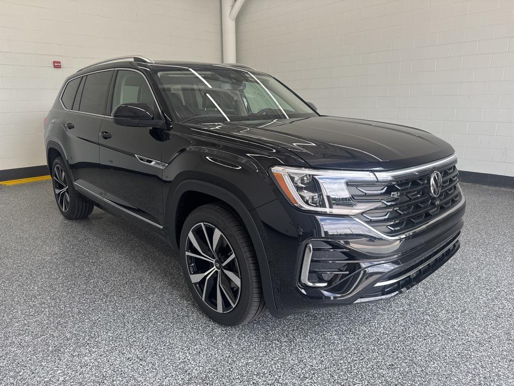 new 2025 Volkswagen Atlas car, priced at $51,009