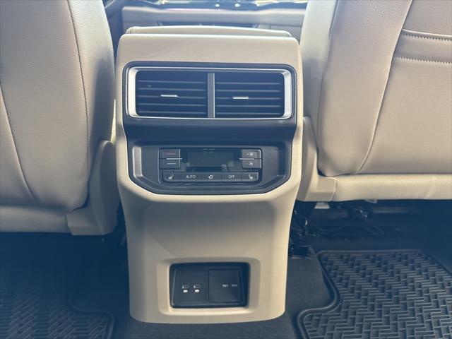 new 2025 Volkswagen Atlas car, priced at $49,501