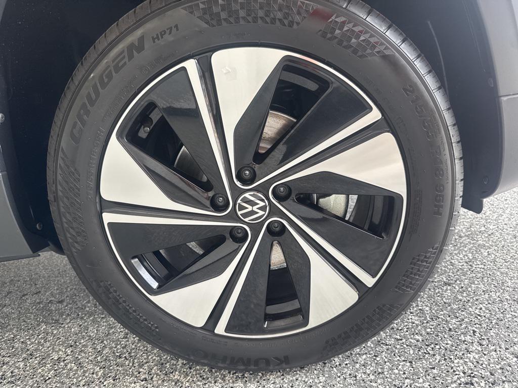 new 2025 Volkswagen Taos car, priced at $29,431