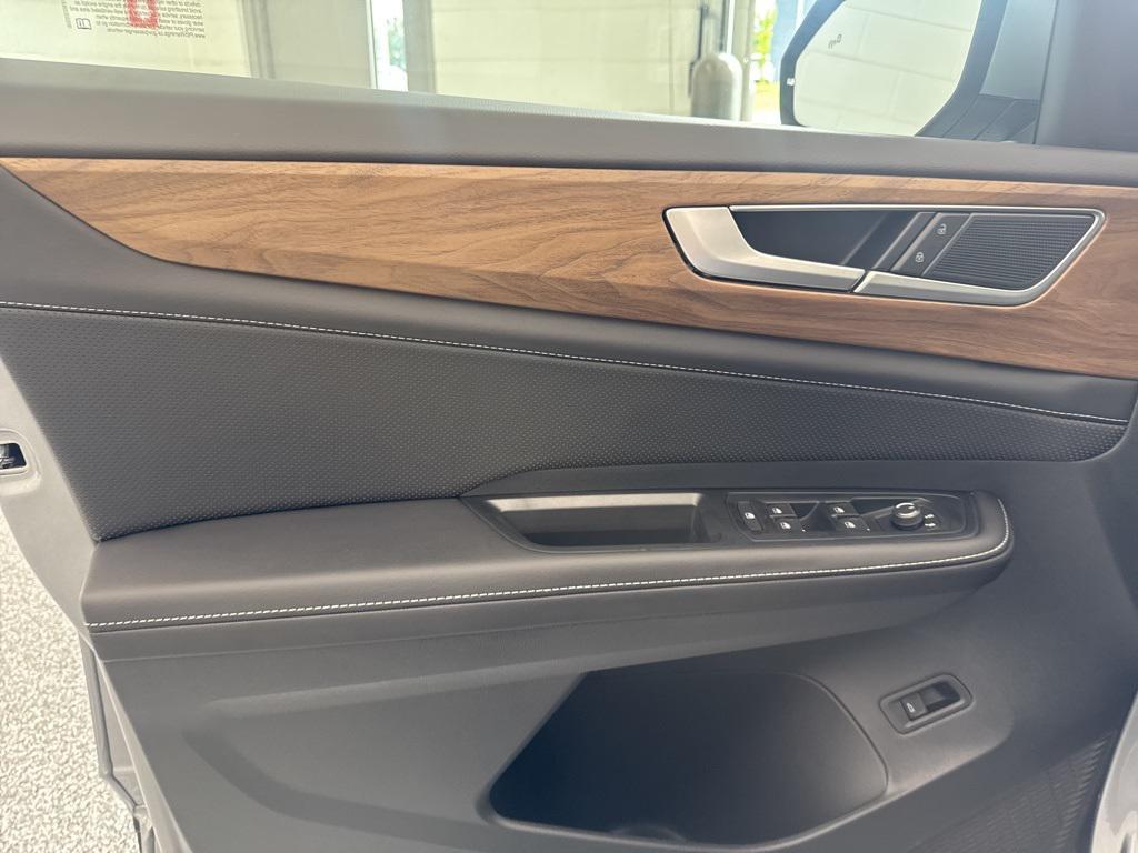 new 2026 Volkswagen Atlas car, priced at $47,336