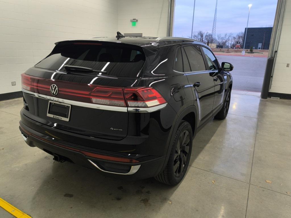 new 2025 Volkswagen Atlas Cross Sport car, priced at $39,665