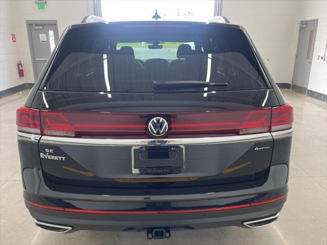 new 2024 Volkswagen Atlas car, priced at $39,125