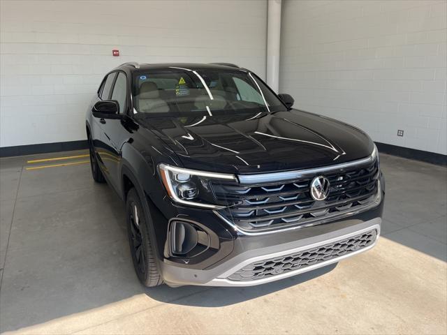 new 2025 Volkswagen Atlas Cross Sport car, priced at $44,911