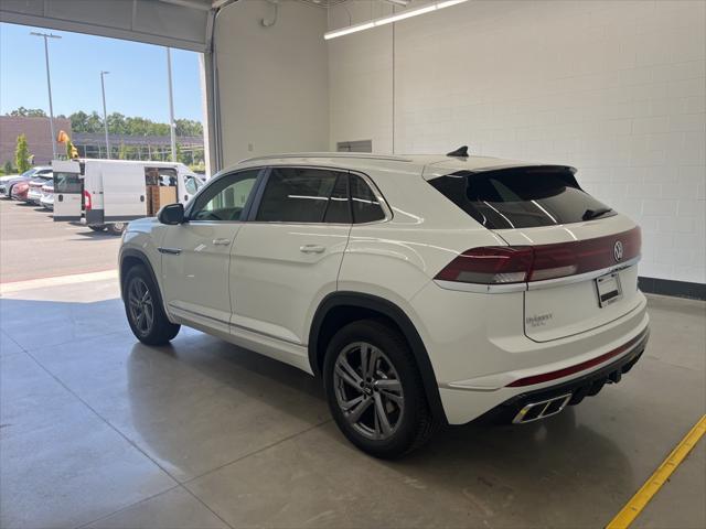 new 2024 Volkswagen Atlas Cross Sport car, priced at $45,873