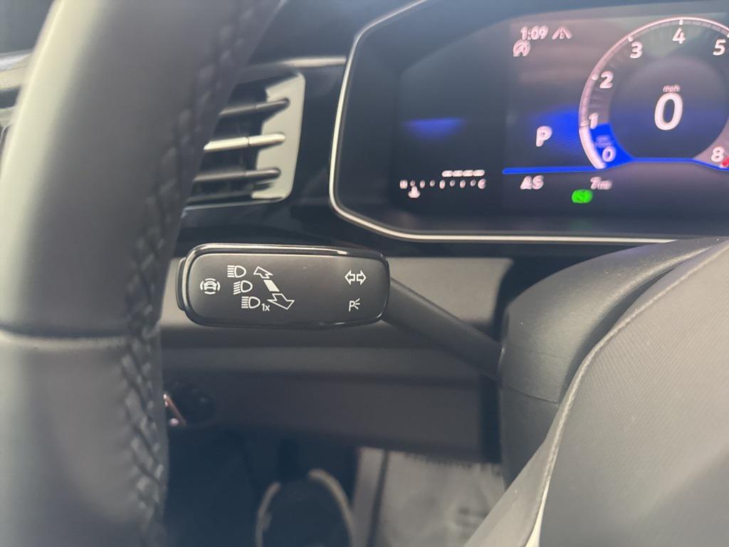 new 2025 Volkswagen Jetta car, priced at $25,944