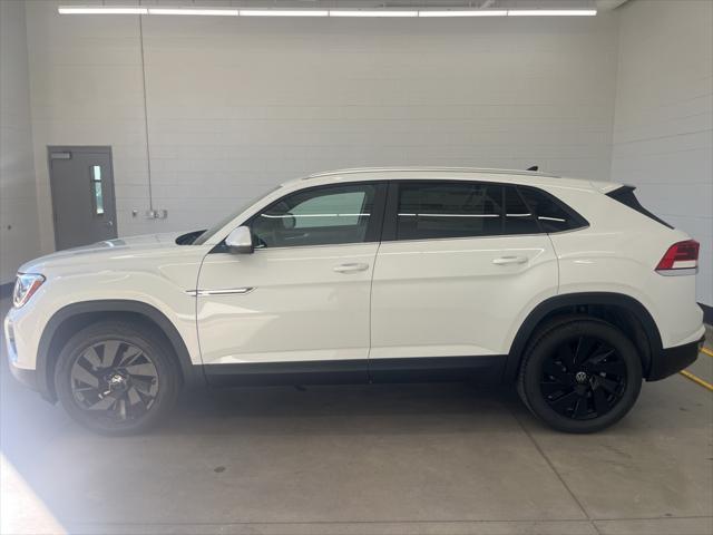 new 2025 Volkswagen Atlas Cross Sport car, priced at $44,911