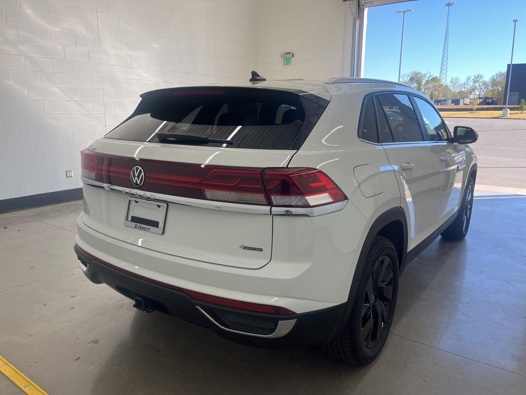 new 2025 Volkswagen Atlas Cross Sport car, priced at $41,183