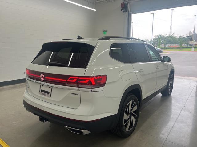 new 2024 Volkswagen Atlas car, priced at $40,325