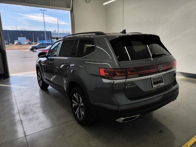 new 2025 Volkswagen Atlas car, priced at $38,136