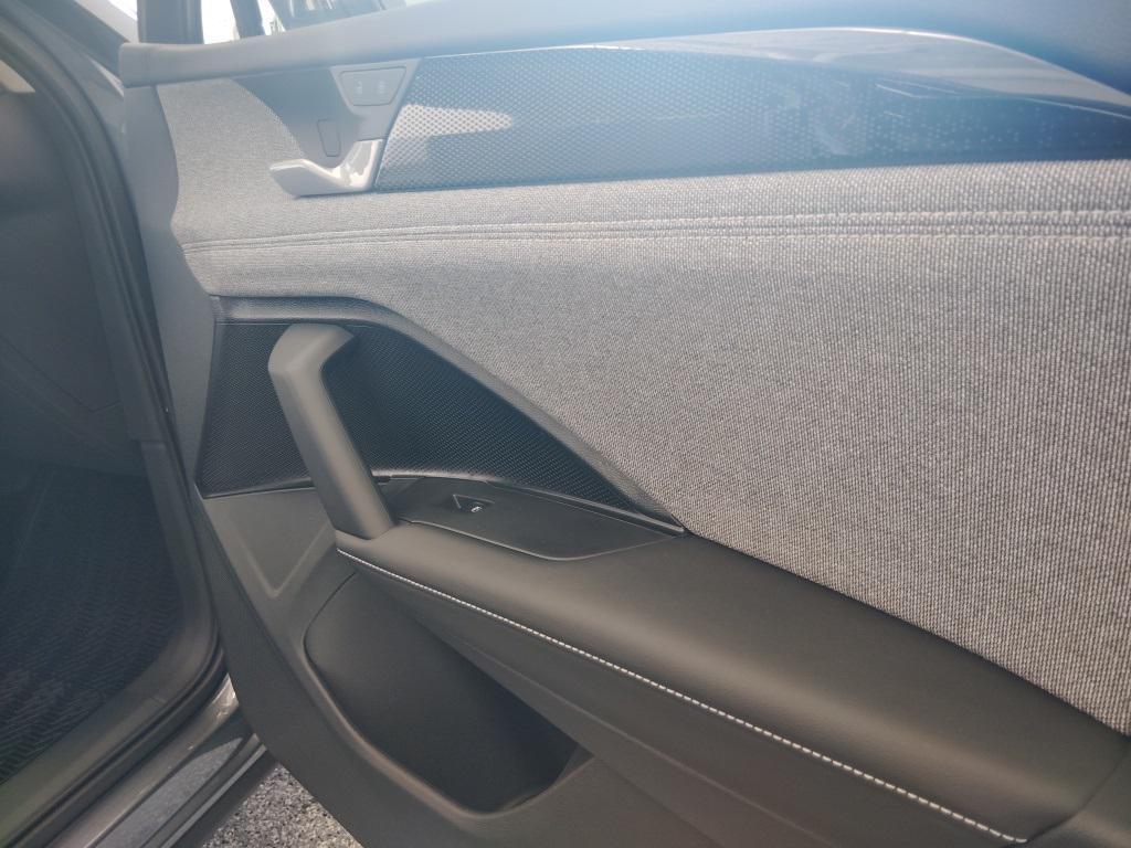 new 2026 Volkswagen Tiguan car, priced at $33,053