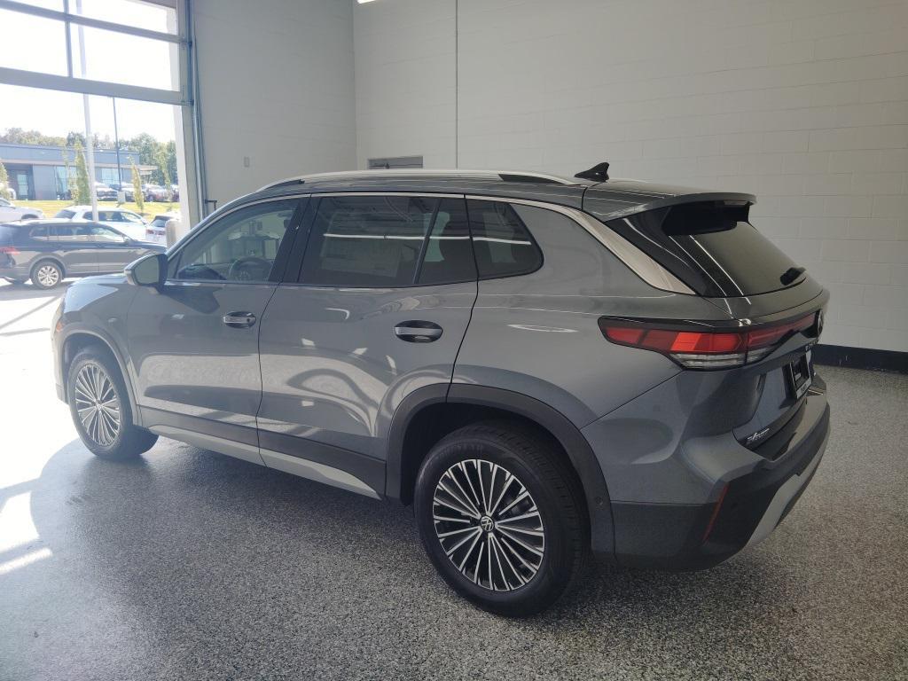 new 2026 Volkswagen Tiguan car, priced at $33,053