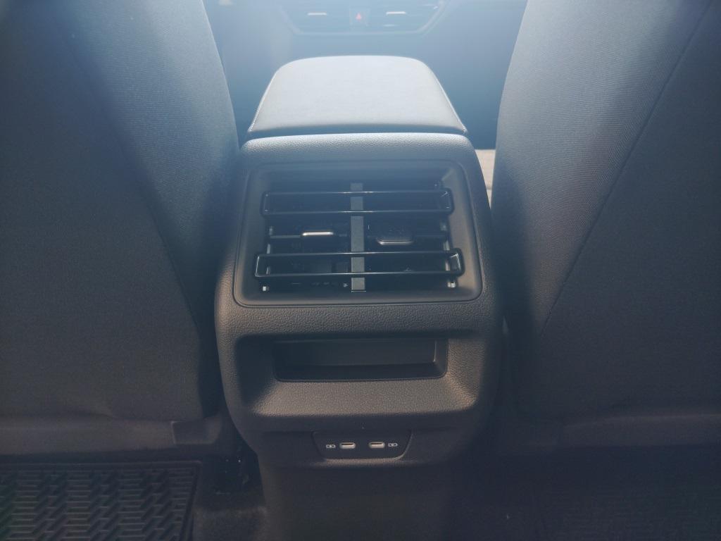 new 2026 Volkswagen Tiguan car, priced at $33,053