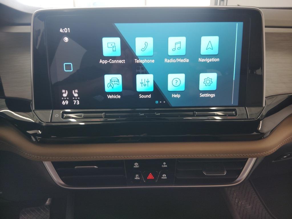 new 2025 Volkswagen Atlas Cross Sport car, priced at $39,211