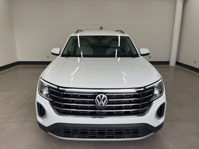 new 2025 Volkswagen Atlas car, priced at $43,443