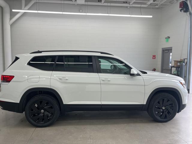 new 2025 Volkswagen Atlas car, priced at $43,443