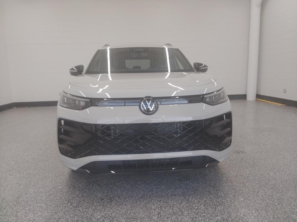 new 2026 Volkswagen Tiguan car, priced at $39,354