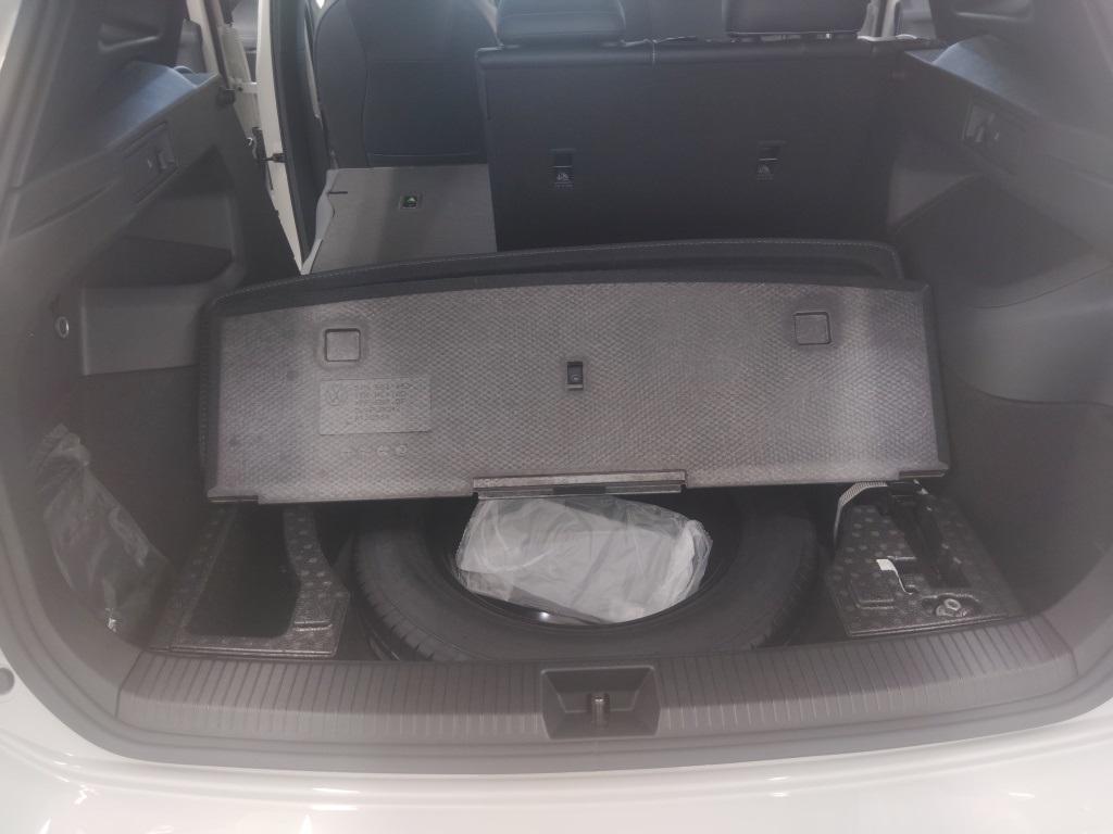 new 2026 Volkswagen Tiguan car, priced at $39,354