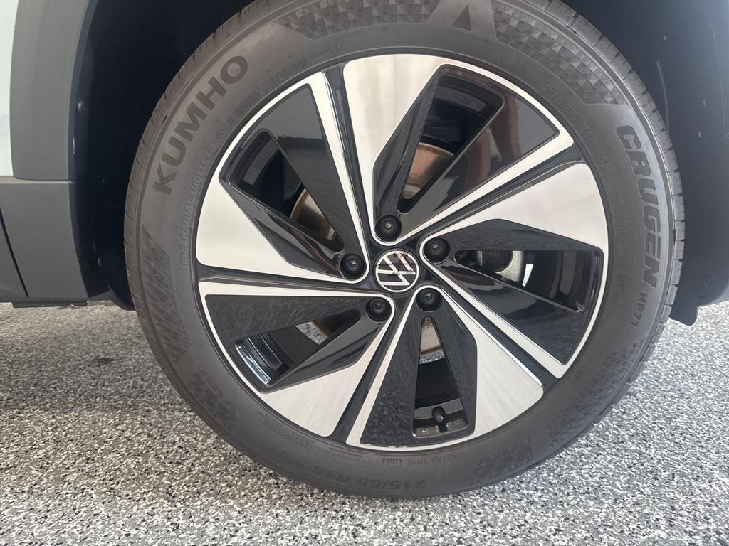 new 2025 Volkswagen Taos car, priced at $32,565