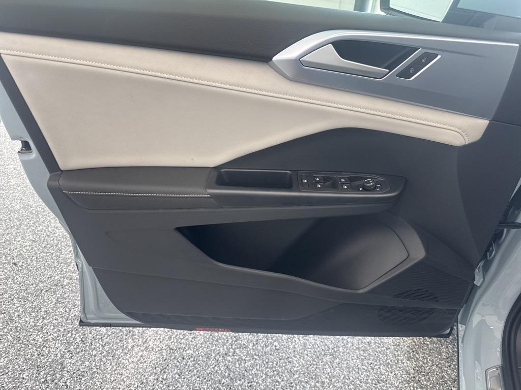 new 2025 Volkswagen Taos car, priced at $32,565