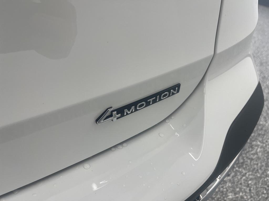 new 2026 Volkswagen Taos car, priced at $33,351