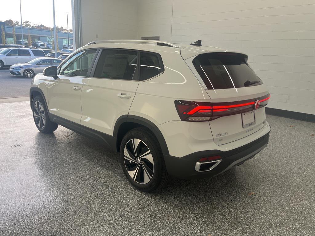 new 2026 Volkswagen Taos car, priced at $33,351
