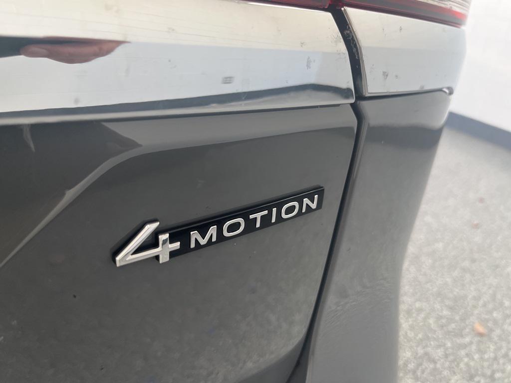 new 2026 Volkswagen Atlas car, priced at $54,118