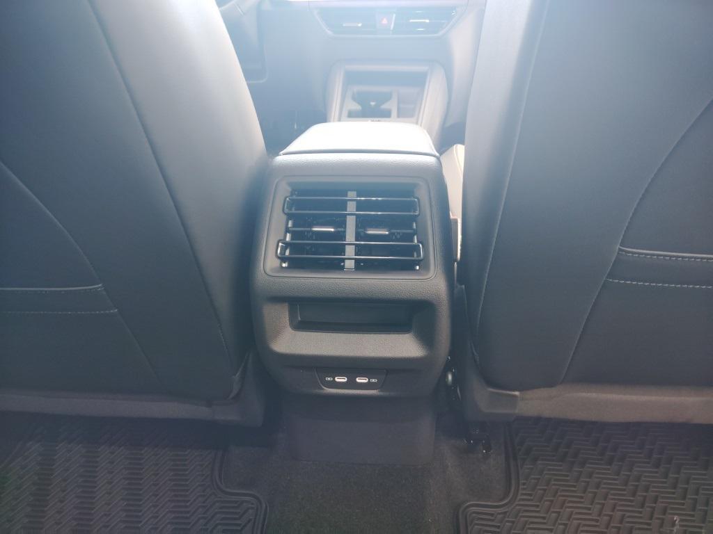 new 2026 Volkswagen Tiguan car, priced at $35,831