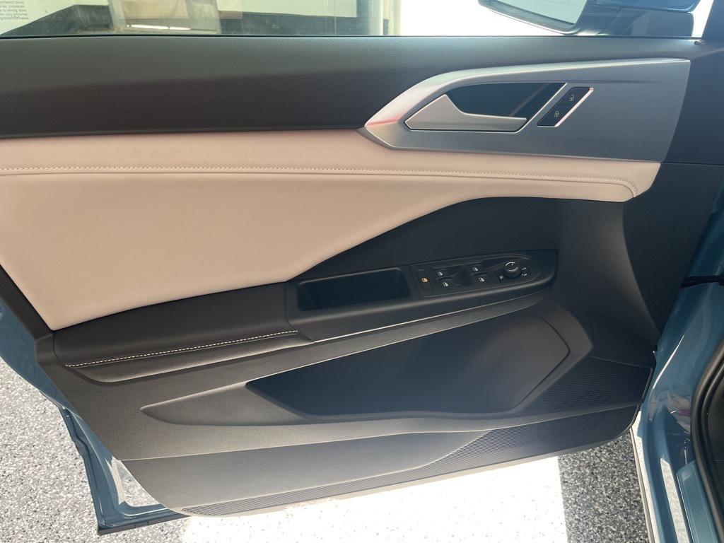 new 2026 Volkswagen Taos car, priced at $33,351