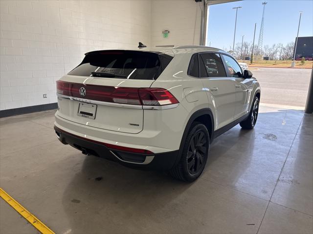 new 2025 Volkswagen Atlas Cross Sport car, priced at $43,603