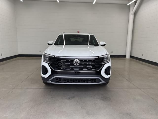 new 2025 Volkswagen Atlas Cross Sport car, priced at $44,103