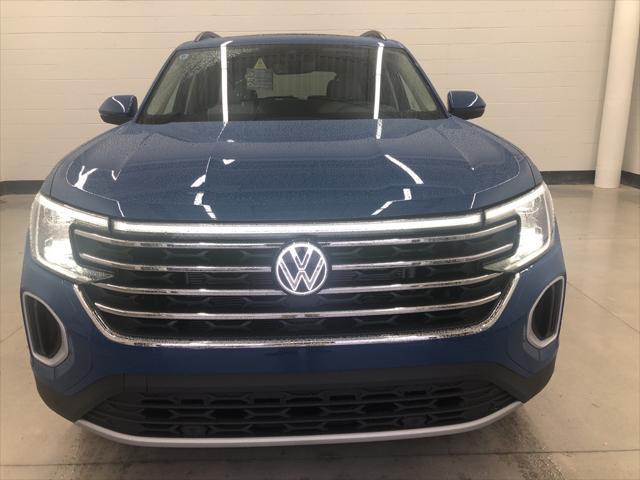 new 2025 Volkswagen Atlas car, priced at $44,061