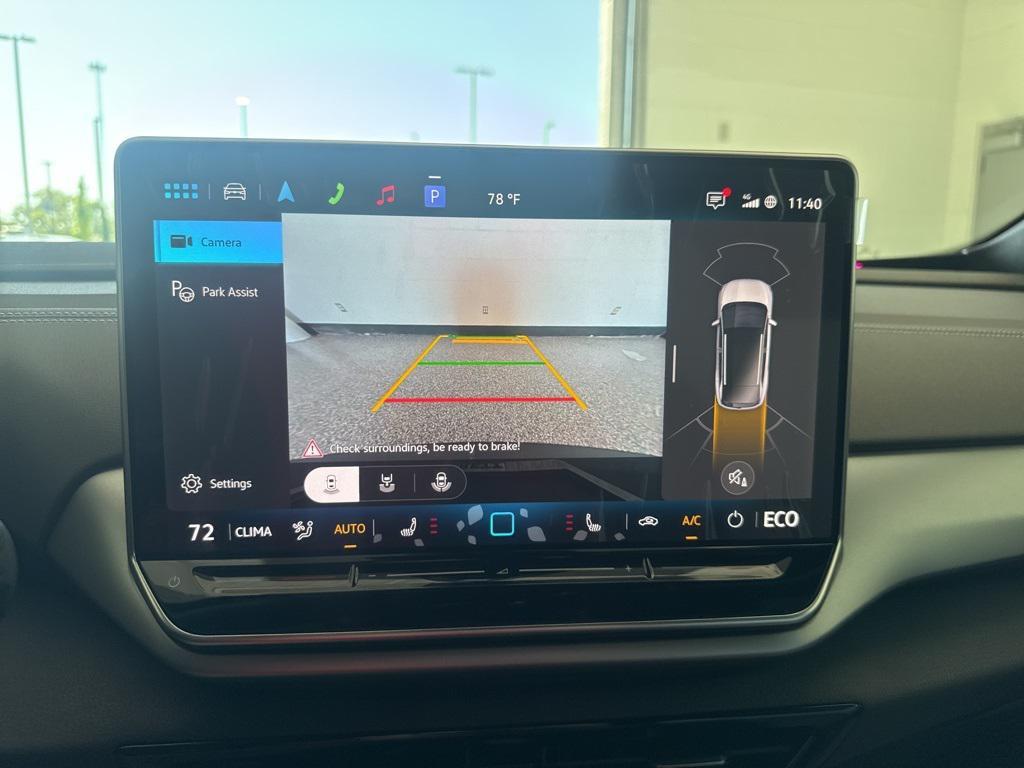 new 2025 Volkswagen ID.4 car, priced at $44,505