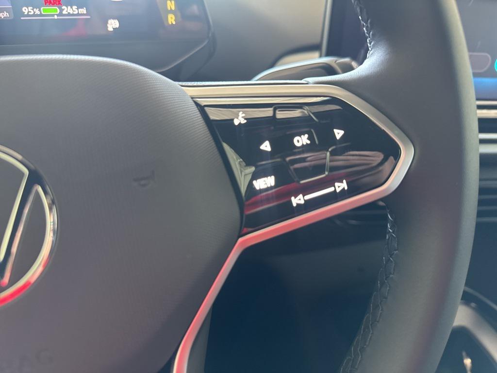 new 2025 Volkswagen ID.4 car, priced at $44,505