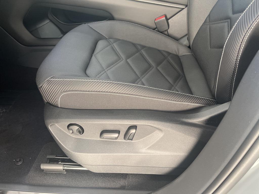 new 2026 Volkswagen Atlas Cross Sport car, priced at $45,886