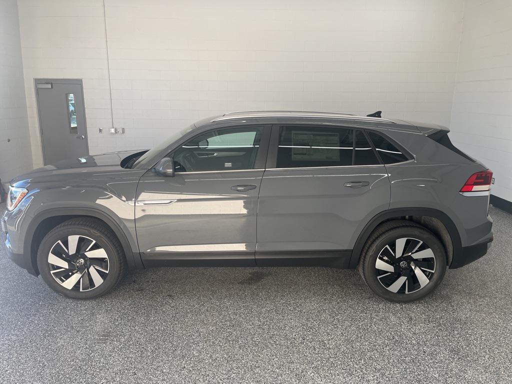 new 2026 Volkswagen Atlas Cross Sport car, priced at $45,886
