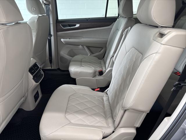 new 2025 Volkswagen Atlas car, priced at $53,509