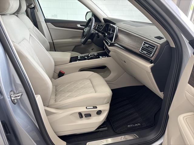 new 2025 Volkswagen Atlas car, priced at $53,509