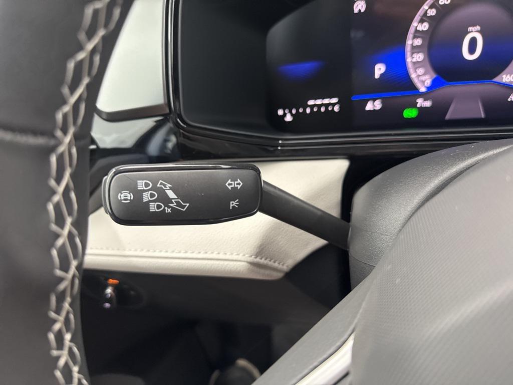 new 2025 Volkswagen Taos car, priced at $27,305