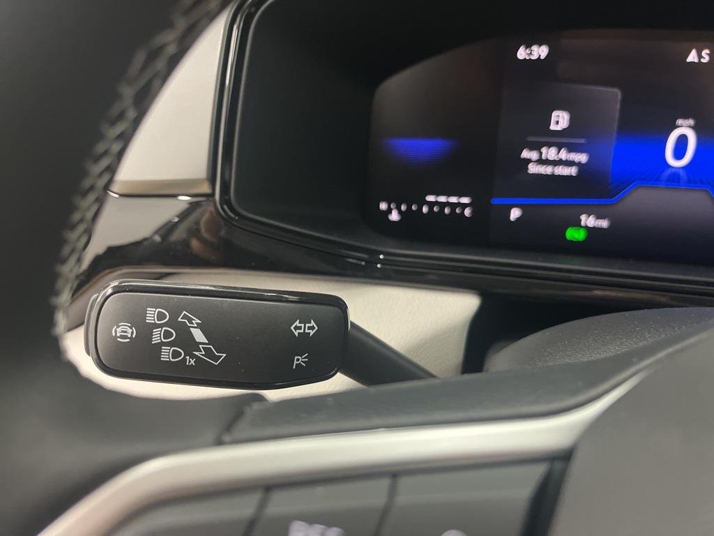 new 2026 Volkswagen Taos car, priced at $28,047