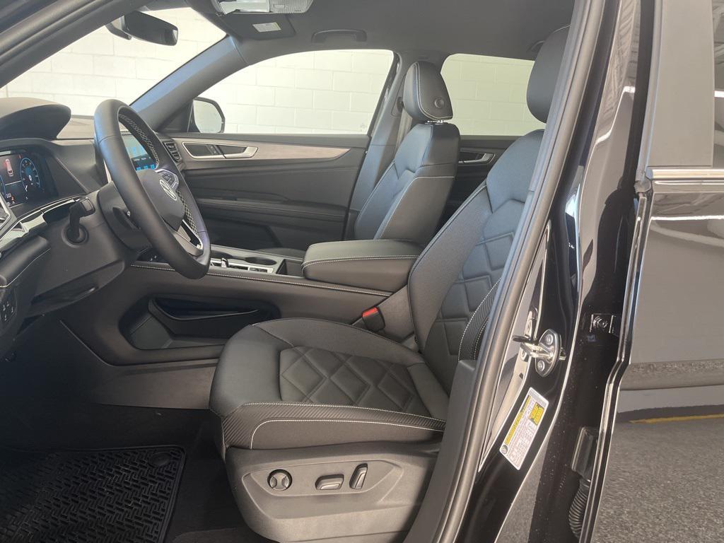 new 2026 Volkswagen Atlas Cross Sport car, priced at $40,268