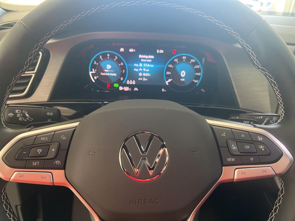 new 2026 Volkswagen Atlas Cross Sport car, priced at $40,268