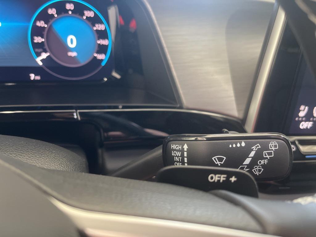 new 2026 Volkswagen Atlas Cross Sport car, priced at $40,268