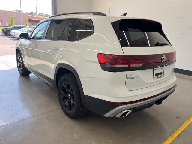 new 2024 Volkswagen Atlas car, priced at $41,961